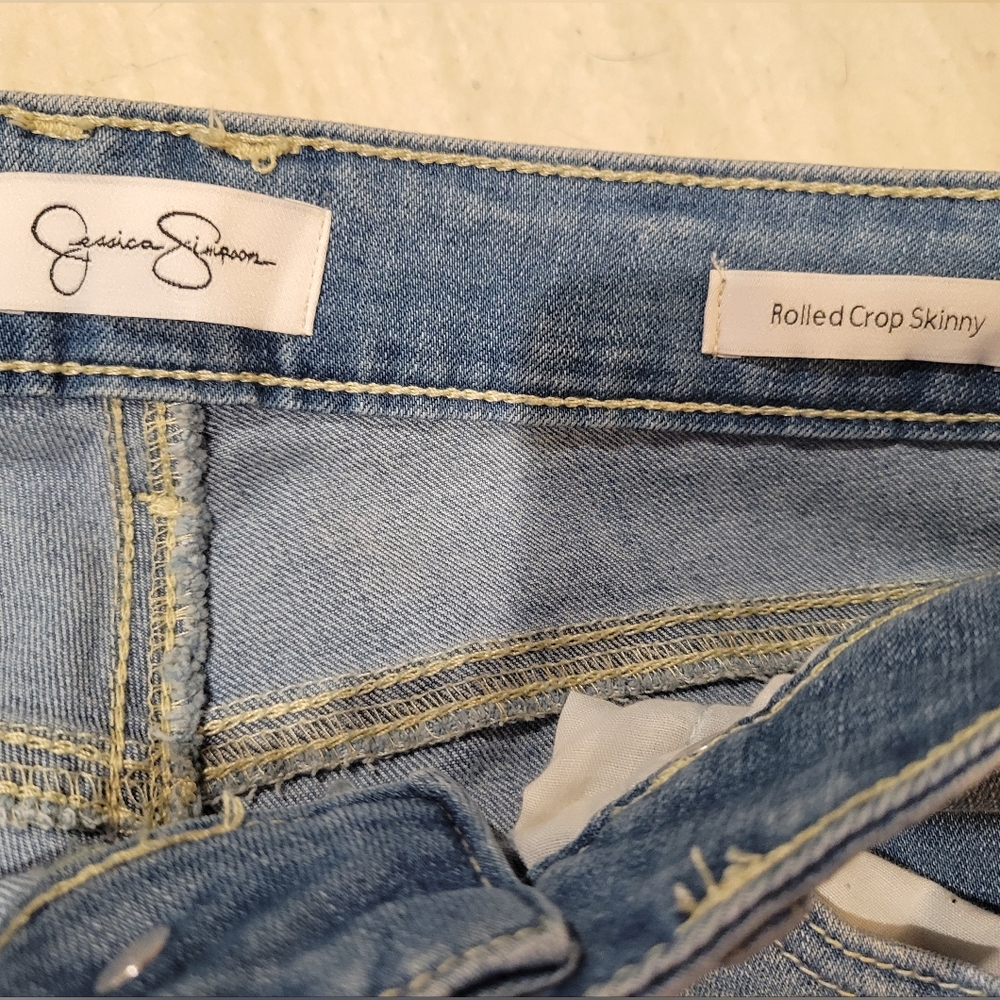 Jessica Simpson Rolled Crop Skinny Jeans NWT - Picture 10 of 12
